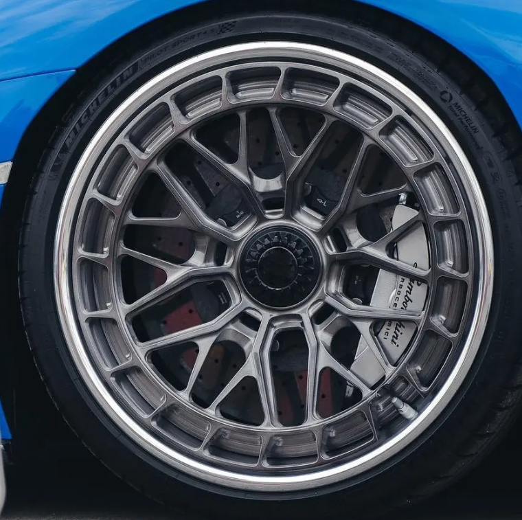 Do you guys make custom wheels ?
